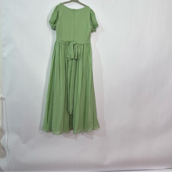 Sage Green Girls Puffed Sleeves Belted Dress w/ detachable bow in back NWT - Picture 2 of 3